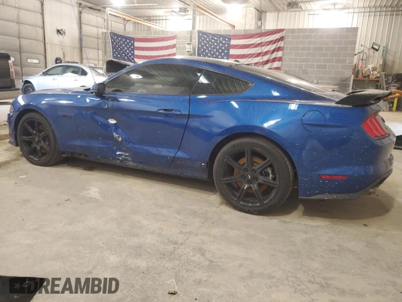 2018 Ford Mustang GT z VIN 1FA6P8CF1J5101952, wystawiony jako Copart lot #51419655 z przebiegiem 62 877 mil mil oraz Szkoda całkowita • Salvage title. Historia ofert i sprzedaży dostępna na DreamBid. Obrazek 2.