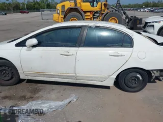 2008 Honda Civic LX with VIN 2HGFA16568H337328, listed as a IAAI auction lot 42110705 with 188,115 mi miles and . Bid and sale history available at DreamBid. Image 15.
