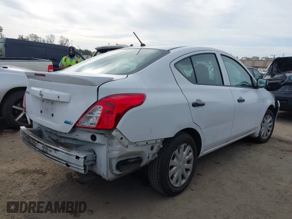 2016 Nissan Versa SV with VIN 3N1CN7AP9GL836974, listed as a IAAI auction lot 41905817 with 125,997 mi miles. Bid and sale history available at carsss.com. Image 4.