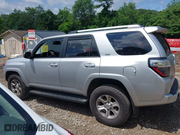 2022 Toyota 4Runner SR5 with VIN JTEMU5JR0N6000953, listed as a IAAI auction lot 42550206 with 73,088 mi miles and . Bid and sale history available at DreamBid. Image 14.