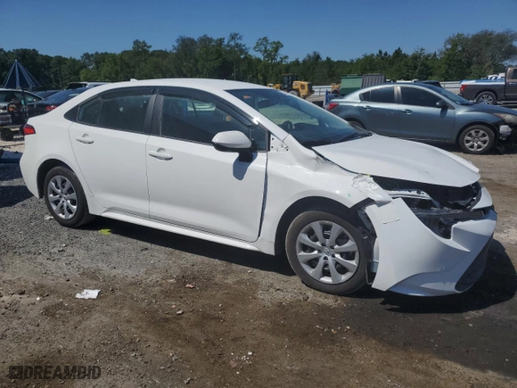 2024 Toyota Corolla LE with VIN 5YFB4MDEXRP208609, listed as a Copart auction lot 53242715 with 10,124 mi miles and Salvage Title. Bid and sale history available at carsss.com. Image 4.