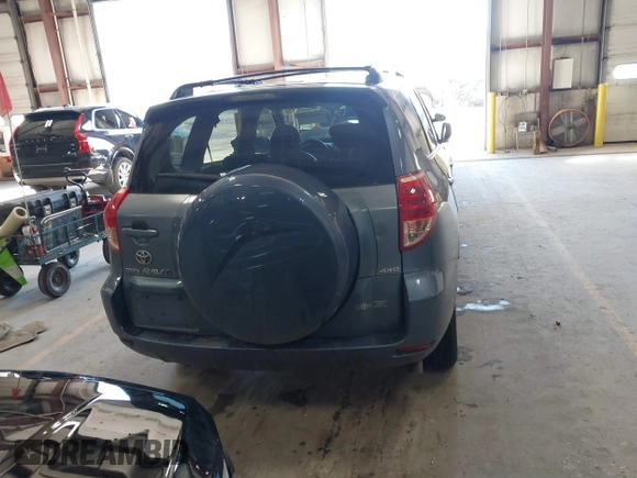 2007 Toyota RAV4 Limited with VIN JTMBK31VX75027962, listed as a IAAI auction lot 41664414 with 155,433 mi miles. Bid and sale history available at carsss.com. Image 16.