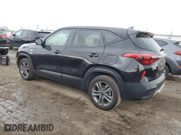 2021 Kia Seltos LX with VIN KNDEPCAA9M7142564, listed as a Copart auction lot 58945954 with 142,601 mi miles and Salvage Title. Bid and sale history available at carsss.com. Image 2.
