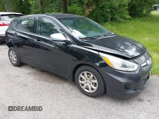 2014 Hyundai Accent SE z VIN KMHCU5AE0EU148315, wystawiony jako IAAI lot #42356963 z przebiegiem 117 675 mil mil oraz . Historia ofert i sprzedaży dostępna na DreamBid. Obrazek 1.