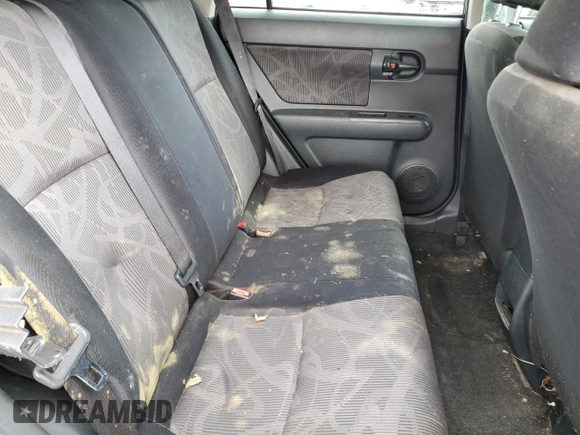 2013 Scion xB z VIN JTLZE4FE2DJ032455, wystawiony jako Copart lot #53925785 z przebiegiem 96 052 mil mil oraz Czysty tytuł • Clean title. Historia ofert i sprzedaży dostępna na DreamBid. Obrazek 10.