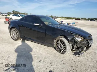 2006 Mercedes-Benz SLK-Class 5.5L AMG with VIN WDBWK73F06F100763, listed as a Copart auction lot 86308114 with 147,759 mi miles and Salvage Title. Bid and sale history available at carsss.com. Image 4.