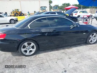 2008 BMW 3 Series 328i с VIN WBAWR33558P150694, выставлен на аукционе IAAI как лот 42838031 с пробегом 106 589 миль миль и . История ставок и продаж доступна на DreamBid. Изображение 6.