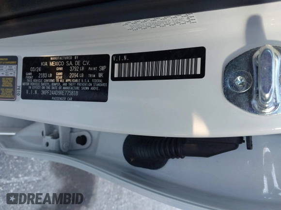 2024 Kia Forte LXS with VIN 3KPF24AD9RE775818, listed as a IAAI auction lot 41254335 with 3,013 mi miles and . Bid and sale history available at DreamBid. Image 9.