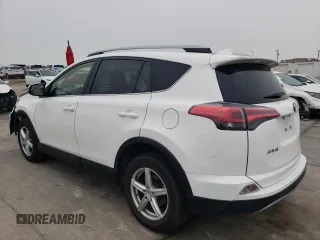 2017 Toyota RAV4 XLE with VIN JTMWFREV1HD098512, listed as a Copart auction lot 44060895 with 135,201 mi miles and Clean Title. Bid and sale history available at carsss.com. Image 2.
