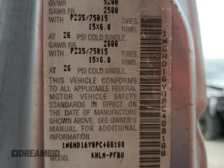 1993 Nissan Frontier SE z VIN 1N6HD16Y0PC408188, wystawiony jako Copart lot #71028394 z przebiegiem 258 939 mil mil oraz Szkoda całkowita • Salvage title. Historia ofert i sprzedaży dostępna na DreamBid. Obrazek 12.