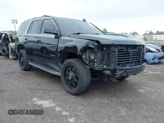 2017 Chevrolet Tahoe LT z VIN 1GNSKBKC6HR383558, wystawiony jako IAAI lot #42271622 z przebiegiem 76 028 mil mil oraz . Historia ofert i sprzedaży dostępna na DreamBid. Obrazek 1.
