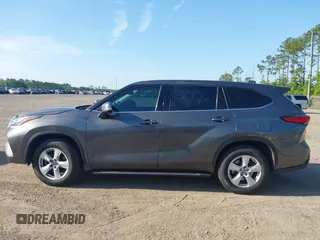 2021 Toyota Highlander L with VIN 5TDZZRAH4MS068164, listed as a IAAI auction lot 42324216 with 257,056 mi miles and . Bid and sale history available at DreamBid. Image 14.