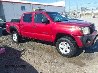 2006 Toyota Tacoma z VIN 5TELU42N06Z154198, wystawiony jako IAAI lot #42032985 z przebiegiem 225 779 mil mil oraz . Historia ofert i sprzedaży dostępna na DreamBid. Obrazek 1.