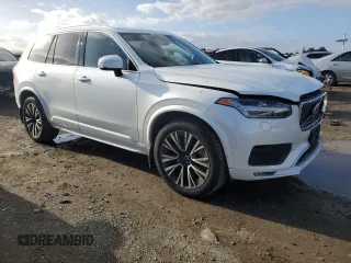 2020 Volvo XC90 Momentum with VIN YV4102PK7L1532199, listed as a Copart auction lot 45492805 with 47,553 mi miles and Salvage Title. Bid and sale history available at carsss.com. Image 4.
