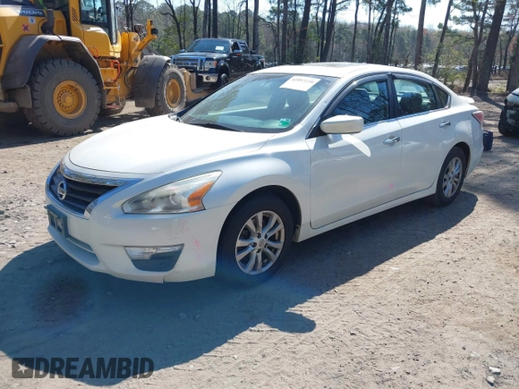 2014 Nissan Altima S with VIN 1N4AL3AP8EN383811, listed as a IAAI auction lot 41897220 with 109,839 mi miles and . Bid and sale history available at DreamBid. Image 2.