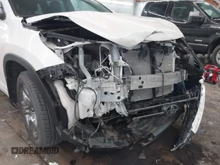 2019 Toyota Highlander Limited with VIN 5TDDZRFH9KS733432, listed as a IAAI auction lot 41541875 with 42,830 mi miles and . Bid and sale history available at DreamBid. Image 6.