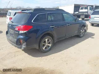 2014 Subaru Outback 2.5i Limited with VIN 4S4BRCPC3E3243402, listed as a IAAI auction lot 41629916 with 202,288 mi miles. Bid and sale history available at carsss.com. Image 4.