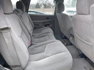 2004 Chevrolet Tahoe LS with VIN 1GNEC13T64J195165, listed as a IAAI auction lot 41446654 with 351,992 mi miles. Bid and sale history available at carsss.com. Image 8.