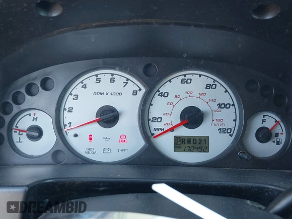 2004 Ford Escape XLT with VIN 1FMYU03164KB22170, listed as a IAAI auction lot 41991801 with 170,492 mi miles. Bid and sale history available at carsss.com. Image 7.