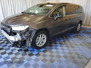 2023 Chrysler Pacifica Touring L with VIN 2C4RC1BG4PR551997, listed as a Copart auction lot 60269605 with 65,957 mi miles and Salvage title. Bid and sale history available at DreamBid. Image 1.