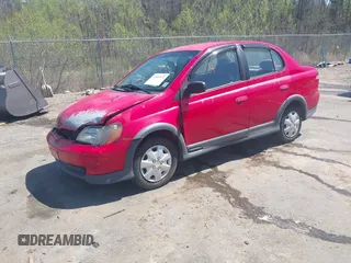 2000 Toyota ECHO z VIN JTDBT1235Y0024870, wystawiony jako IAAI lot #41813772 z przebiegiem 193 215 mil mil oraz . Historia ofert i sprzedaży dostępna na DreamBid. Obrazek 18.
