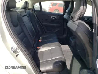 2019 Volvo S60 Momentum with VIN 7JRA22TK2KG001461, listed as a Copart auction lot 42370613 with 23,534 mi miles. Bid and sale history available at carsss.com. Image 10.