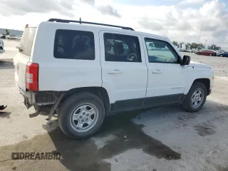 2017 Jeep Patriot Sport z VIN 1C4NJPBA5HD115599, wystawiony jako Copart lot #54739995 z przebiegiem 153 509 mil mil oraz Szkoda całkowita • Salvage title. Historia ofert i sprzedaży dostępna na DreamBid. Obrazek 3.