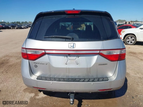 2013 Honda Odyssey Touring with VIN 5FNRL5H93DB076463, listed as a IAAI auction lot 41819994 with 188,911 mi miles. Bid and sale history available at carsss.com. Image 16.