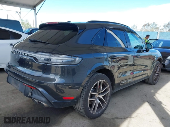 2022 Porsche Macan S z VIN WP1AG2A53NLB21910, wystawiony jako IAAI lot #41913844 z przebiegiem 70 747 mil mil oraz . Historia ofert i sprzedaży dostępna na DreamBid. Obrazek 4.