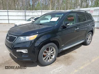 2013 Kia Sorento SX with VIN 5XYKWDA26DG338145, listed as a IAAI auction lot 42159587 with 84,283 mi miles. Bid and sale history available at carsss.com. Image 2.