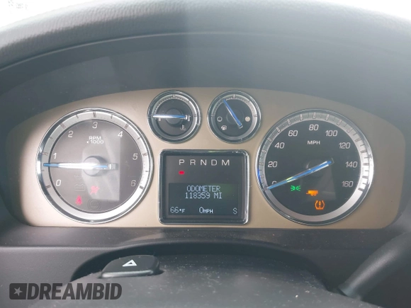 2013 Cadillac Escalade Platinum Edition with VIN 1GYS4DEF8DR105284, listed as a IAAI auction lot 41662224 with 118,359 mi miles. Bid and sale history available at carsss.com. Image 7.