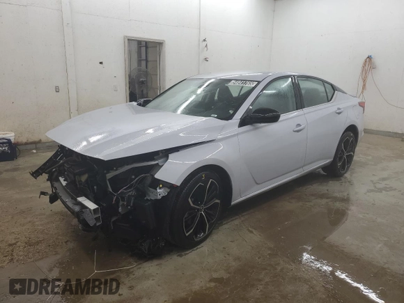 2025 Nissan Altima SR with VIN 1N4BL4CV9SN360779, listed as a Copart auction lot 54841765 with 9,103 mi miles and Non Repairable. Bid and sale history available at DreamBid. Image 1.