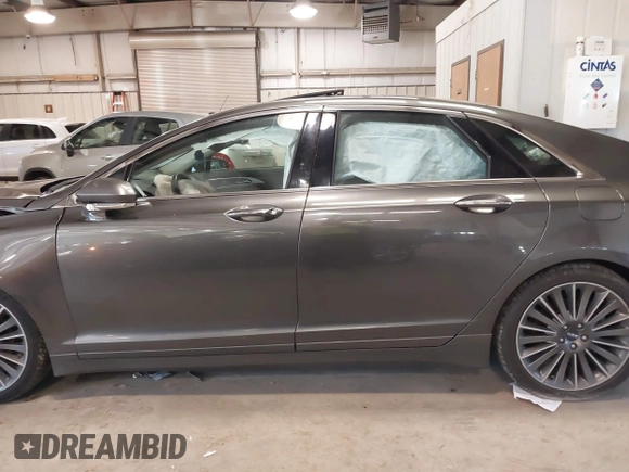 2016 Lincoln MKZ Hybrid with VIN 3LN6L2LU7GR602024, listed as a IAAI auction lot 41224915 with 176,538 mi miles and . Bid and sale history available at DreamBid. Image 14.