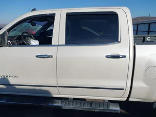 2015 Chevrolet Silverado 1500 LTZ with VIN 3GCUKSECXFG203217, listed as a IAAI auction lot 40871435 with 167,386 mi miles. Bid and sale history available at carsss.com. Image 14.