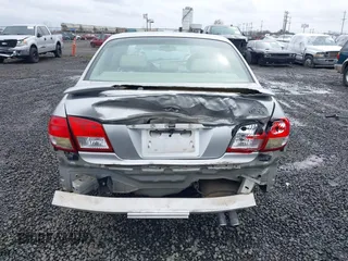 2002 Infiniti I35 Luxury with VIN JNKDA31A22T005398, listed as a IAAI auction lot 41818757 with 165,228 mi miles. Bid and sale history available at carsss.com. Image 16.