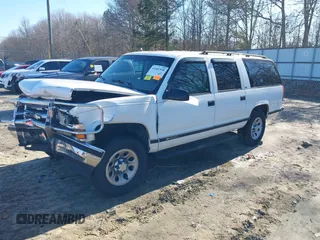 1996 Chevrolet Suburban with VIN 3GNFK16RXTG135350, listed as a IAAI auction lot 41482918 with 157,971 mi miles. Bid and sale history available at carsss.com. Image 18.