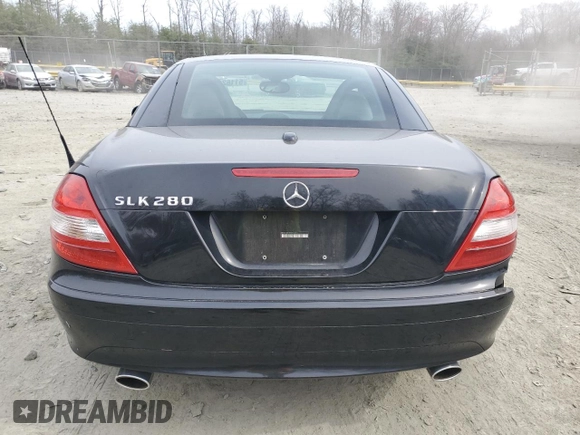 2008 Mercedes-Benz SLK-Class 3.0L with VIN WDBWK54F98F177511, listed as a Copart auction lot 51162175 with 62,082 mi miles and Salvage Title. Bid and sale history available at carsss.com. Image 6.