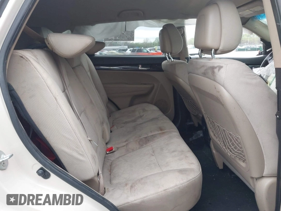 2011 Kia Sorento LX with VIN 5XYKT3A15BG048499, listed as a IAAI auction lot 41931974 with 164,221 mi miles and . Bid and sale history available at DreamBid. Image 8.