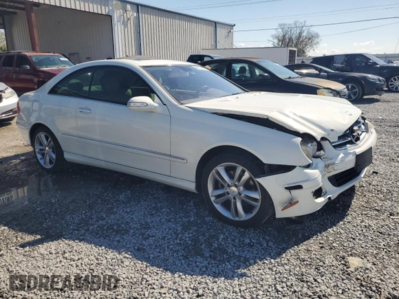 2008 Mercedes-Benz CLK 350 с VIN WDBTJ56H08F250107, выставлен на аукционе Copart как лот 44010495 с пробегом 170 986 миль миль и Списание • Salvage title. История ставок и продаж доступна на DreamBid. Изображение 4.