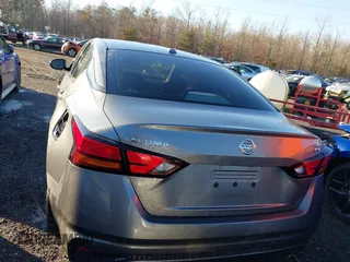 2019 Nissan Altima SV z VIN 1N4BL4DV6KC119773, wystawiony jako IAAI lot #41212083 z przebiegiem 110 671 mil mil oraz . Historia ofert i sprzedaży dostępna na DreamBid. Obrazek 16.