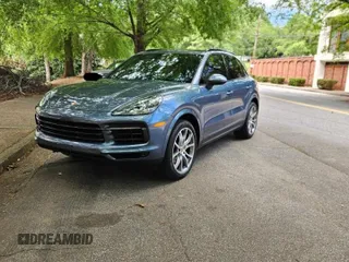 2019 Porsche Cayenne z VIN WP1AA2AY0KDA01354, wystawiony jako Copart lot #57595785 z przebiegiem 73 889 mil mil oraz Szkoda całkowita • Salvage title. Historia ofert i sprzedaży dostępna na DreamBid. Obrazek 2.