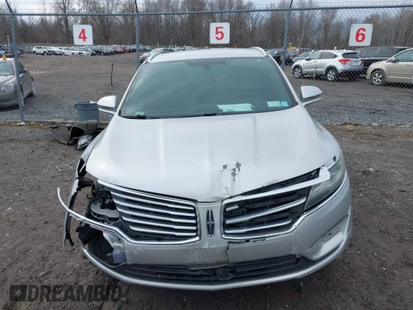 2015 Lincoln MKC with VIN 5LMTJ2AH6FUJ10863, listed as a IAAI auction lot 41983116 with 111,250 mi miles. Bid and sale history available at carsss.com. Image 18.