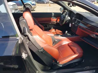 2011 BMW M3 with VIN WBSDX9C56BE584976, listed as a IAAI auction lot 41681770 with 110,422 mi miles. Bid and sale history available at carsss.com. Image 5.