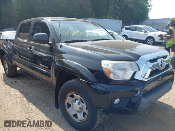 2013 Toyota Tacoma with VIN 3TMMU4FNXDM057020, listed as a IAAI auction lot 42560987 with 177,333 mi miles and . Bid and sale history available at DreamBid. Image 1.