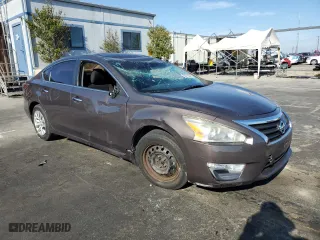 2014 Nissan Altima 2.5 S with VIN 1N4AL3APXEN256817, listed as a Copart auction lot 50710245 with 152,757 mi miles and Salvage Title. Bid and sale history available at carsss.com. Image 4.