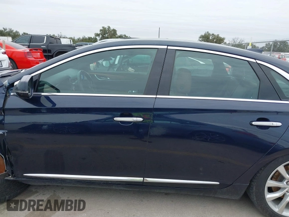 2017 Cadillac XTS Luxury with VIN 2G61M5S31H9134615, listed as a IAAI auction lot 41685495 with 86,586 mi miles. Bid and sale history available at carsss.com. Image 15.