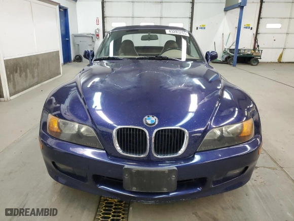1996 BMW 3-Series Z3 with VIN 4USCH732XTLB70197, listed as a Copart auction lot 43285265 with 132,015 mi miles and Salvage Title. Bid and sale history available at carsss.com. Image 5.