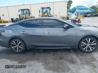 2020 Nissan Maxima SV z VIN 1N4AA6CV6LC373659, wystawiony jako IAAI lot #42347264 z przebiegiem 77 812 mil mil oraz . Historia ofert i sprzedaży dostępna na DreamBid. Obrazek 13.