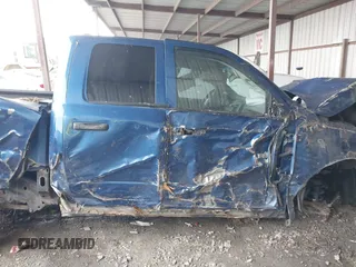 2010 Dodge 1500 SLT z VIN 1D7RB1GP0AS133301, wystawiony jako IAAI lot #42345144 z przebiegiem 236 082 mil mil oraz . Historia ofert i sprzedaży dostępna na DreamBid. Obrazek 14.
