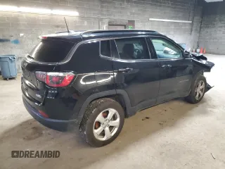 2019 Jeep Compass Latitude z VIN 3C4NJDBB6KT629924, wystawiony jako Copart lot #52282615 z przebiegiem 84 373 mil mil oraz Szkoda całkowita • Salvage title. Historia ofert i sprzedaży dostępna na DreamBid. Obrazek 3.